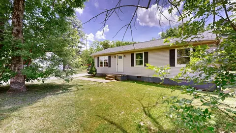 114 Cherokee Trl, Shelbyville, TN 37160