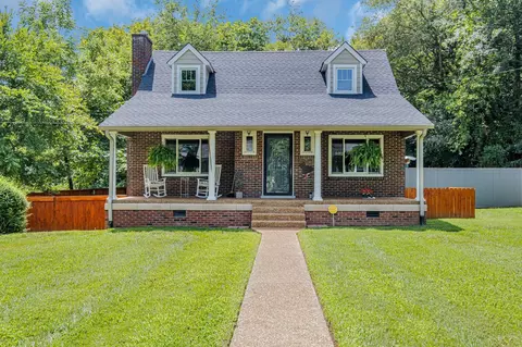 308 2nd Ave, Columbia, TN 38401