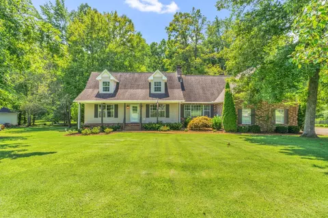 769 Mccurdy Rd, White House, TN 37188