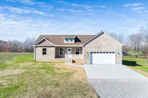 2830 Mccoinsvillerd, Gainesboro, TN 38562