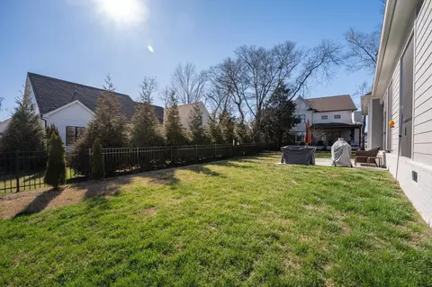 Exterior - 218 Hammock Dr, Winchester, TN 37398 photo 13 of 14