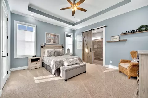 Bedroom - 218 Hammock Dr, Winchester, TN 37398 photo 4 of 6