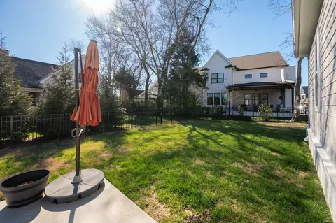 Exterior - 218 Hammock Dr, Winchester, TN 37398 photo 8 of 14