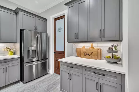 Kitchen - 218 Hammock Dr, Winchester, TN 37398 photo 5 of 5