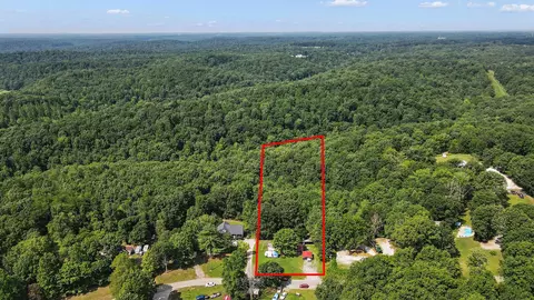 1040 Parker Rd, Kingston Springs, TN 37082