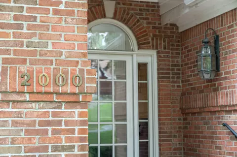Exterior - 2000 Palmer Dr, Springfield, TN 37172 photo 5 of 15