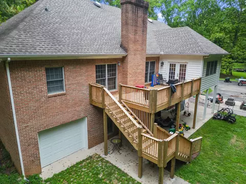 Exterior - 2000 Palmer Dr, Springfield, TN 37172 photo 7 of 15