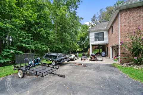 Exterior - 2000 Palmer Dr, Springfield, TN 37172 photo 13 of 15