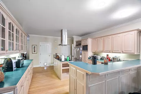 Kitchen - 2000 Palmer Dr, Springfield, TN 37172 photo 2 of 6