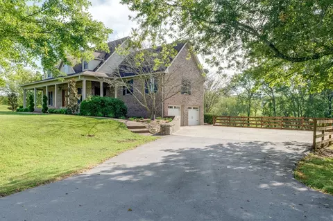 1177 Palmer Rd, Lebanon, TN 37090