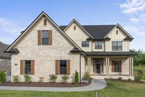 308 Oaks Xing #8, Lebanon, TN 37087