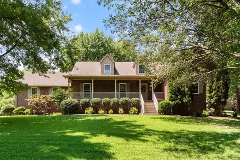 578 Mann Rd, Lebanon, TN 37087