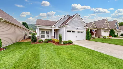 196 Mary Ann Cir, Spring Hill, TN 37174