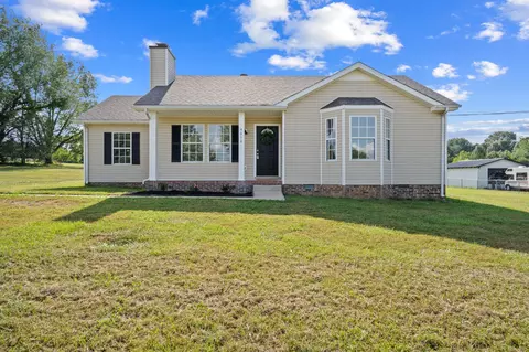 4010 Sawmill Rd, Woodlawn, TN 37191