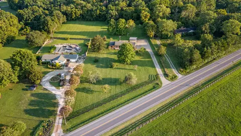 1836 Carters Creek Pike, Franklin, TN 37064