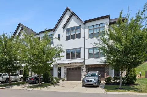 171 Stonecrest Dr, Nashville, TN 37209