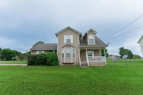 736 Shetland Dr, Oak Grove, KY 42262