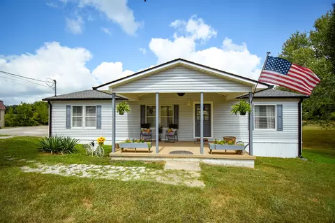 720 Darbytown Rd, Hohenwald, TN 38462