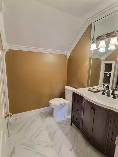 Bath - 2519 Apache Trl, Murfreesboro, TN 37129 photo 1 of 3