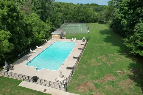 Exterior - 2519 Apache Trl, Murfreesboro, TN 37129 photo 3 of 4