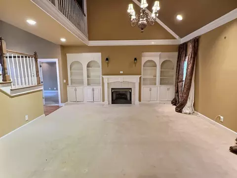 Living - 2519 Apache Trl, Murfreesboro, TN 37129 photo 1 of 1