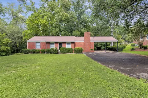 5036 Dovecote Dr, Nashville, TN 37220
