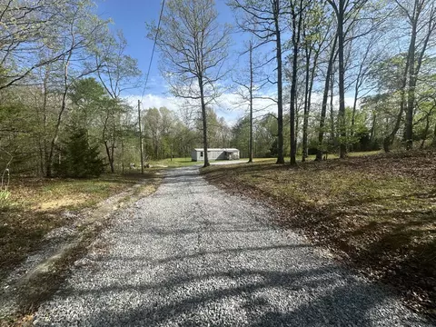 161 Oaktree Ln, Dickson, TN 37055 photo 1