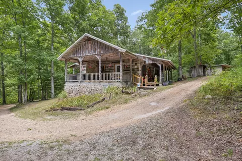 1369 Swan Creek Loop Rd, Centerville, TN 37033
