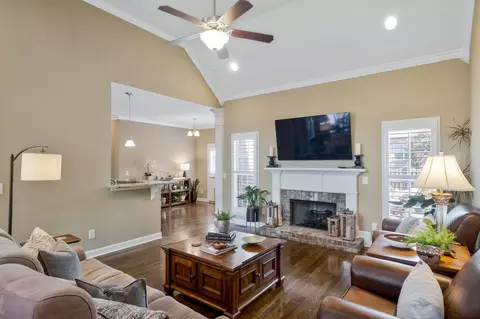 4005 Madrid Dr, Spring Hill, TN 37174 photo 7