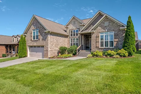 4005 Madrid Dr, Spring Hill, TN 37174 photo 2