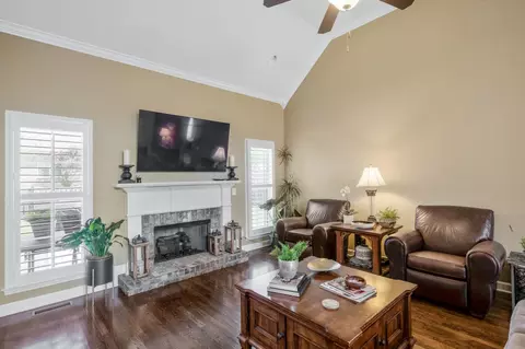 4005 Madrid Dr, Spring Hill, TN 37174 photo 8