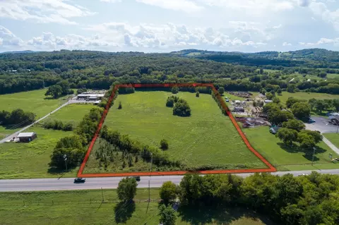 2 Sparta Pike, Lebanon, TN 37090