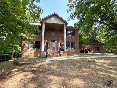 391 Fairview School Rd, Normandy, TN 37360
