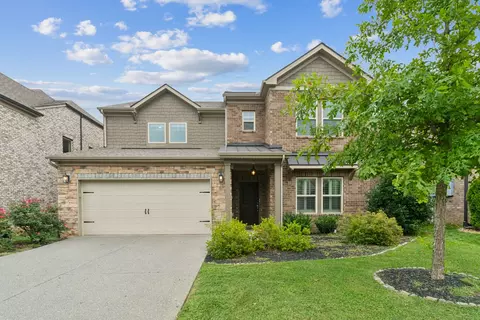 1707 Foxland Blvd, Gallatin, TN 37066