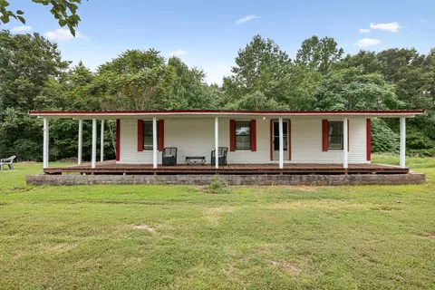 1053 Pack Rd, White Bluff, TN 37187 photo 3
