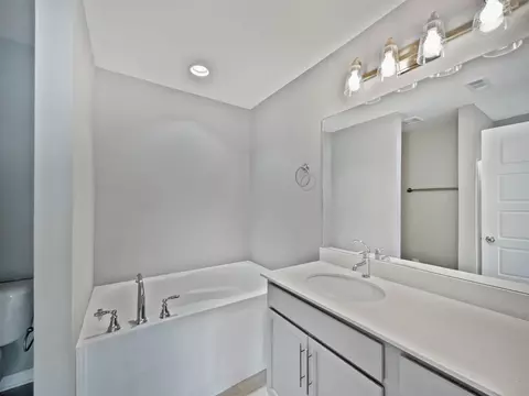 Bath - 3529 Learning Ln, Murfreesboro, TN 37128 photo 1 of 3