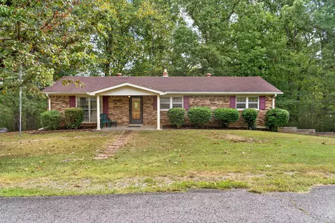 640 Dogwood Dr, Erin, TN 37061