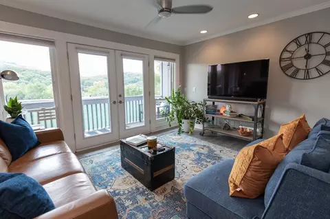21 Vaughns Gap Rd #115, Nashville, TN 37205