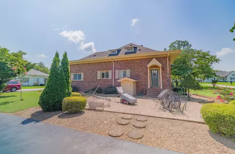 600 W Broad St, Decherd, TN 37324 photo 50