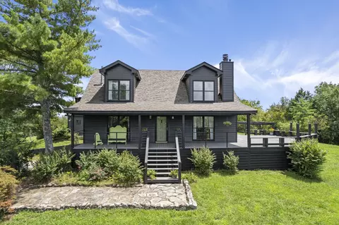 2351 Harlan Rd, Columbia, TN 38401