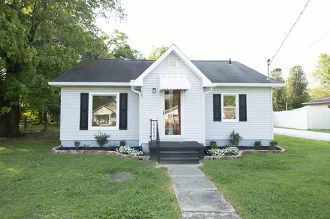 507 E Hogan St, Tullahoma, TN 37388