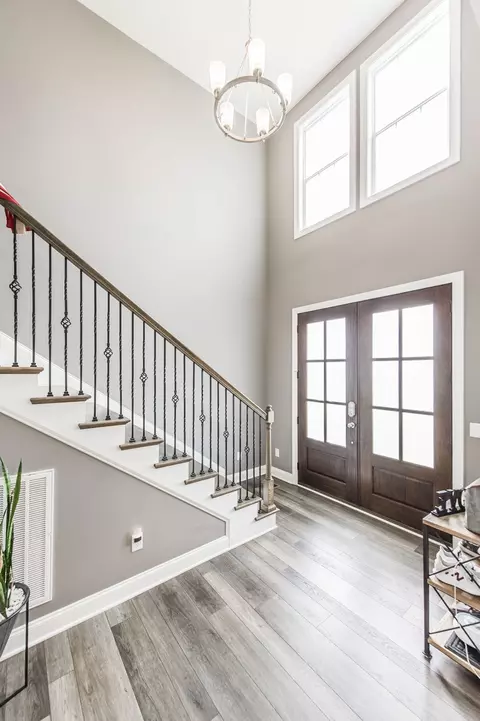 Entry Way - 124 Sideview Rd, Gallatin, TN 37066 photo 2 of 9