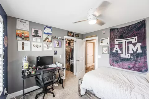 Bedroom - 124 Sideview Rd, Gallatin, TN 37066 photo 6 of 8