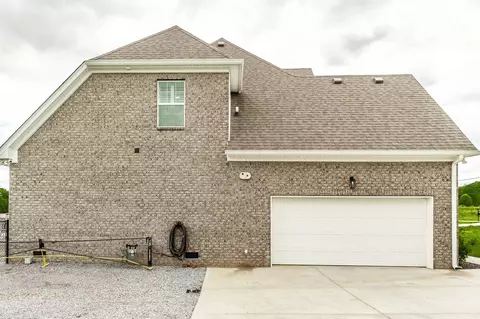 Exterior - 124 Sideview Rd, Gallatin, TN 37066 photo 5 of 17