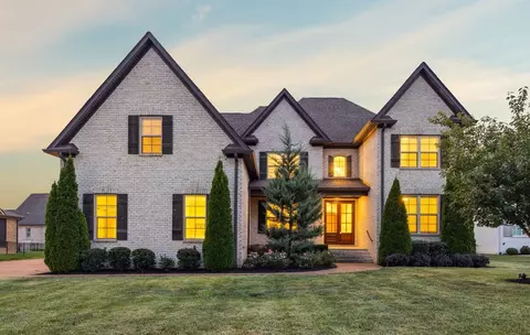 4006 Cardigan Ln, Spring Hill, TN 37174