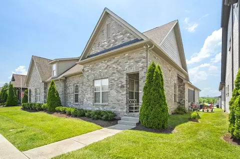 1108 S Mcmahan Dr, Gallatin, TN 37066
