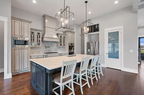 Kitchen - 5131 Florence Rd, Murfreesboro, TN 37129 photo 2 of 2