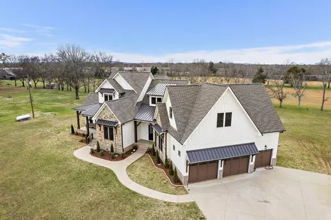 Exterior - 5131 Florence Rd, Murfreesboro, TN 37129 photo 3 of 13