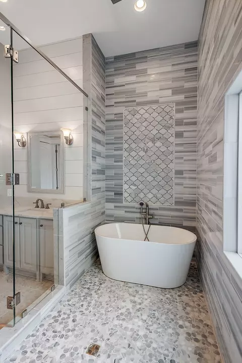 Bath - 5131 Florence Rd, Murfreesboro, TN 37129 photo 4 of 6