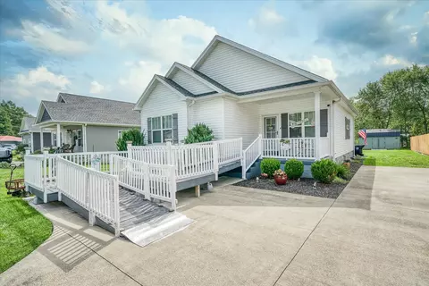 796 S Mountain St, Smithville, TN 37166